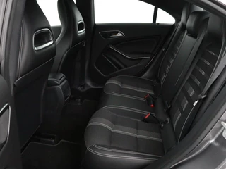 Mercedes-Benz CLA Mercedes-Benz CLA-klasse 180 AMG | Stoelverwarming | Sportstoelen | Camera | Navigatie | Park Assist | Full LED | Cruise control | Airco - afbeelding nr 6
