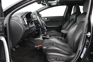 Kia ProCeed Kia ProCeed 1.5 T-GDI GT-PlusLine (PANORAMADAK, STOEL/STUUR VERWARMING, NAVI, ACHTERUITRIJCAMERA, ELEKTR STOELEN) - afbeelding nr 10