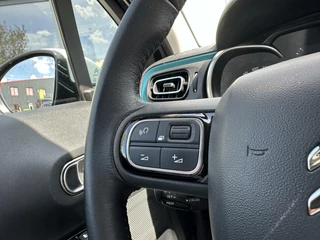 Citroën C3 Citroen C3 1.2 PureTech Shine Navigatie Carplay Cruise Climate Stoelverwarming - afbeelding nr 10