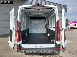 Maxus eDeliver9 Maxus eDeliver 9 204PK Elektrisch L3H2 89KWH Snelladen 296 km WLPT Airco ACC Camera 10m3 Airco - afbeelding nr 7