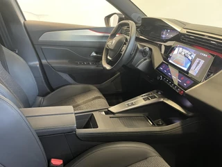 Peugeot 308 Peugeot 308 1.2 PureTech GT Climate control Adaptive cruise control Parkeersensoren Achteruitrijcamera Navigatie Voorstoelen verwarmd LED Apple Carplay/ Android Auto - afbeelding nr 13