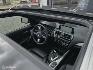 BMW 1 Serie BMW 1-serie 118i M Sport|PANO|CARPLAY|TREKHAAK| - afbeelding nr 18