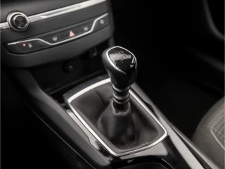 Peugeot 308 (APPLE CARPLAY, GROOT NAVI, CRUISE, SPORTSTOELEN, BLUETOOTH, NIEUWE APK, NIEUWSTAAT) - afbeelding nr 10