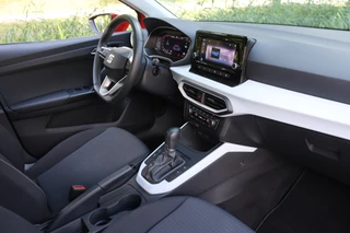 SEAT Arona SEAT Arona 1.0 TSI Style Business Matrix LED/Camera/Keyless/Acc/Ecc/App-Connect/17