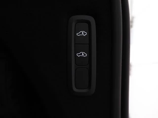 Volvo XC90 Volvo XC90 T8 PLUG-IN HYBRID LONG RANGE PLUS BRIGHT LUCHTVERING 360GR CAM A - afbeelding nr 29