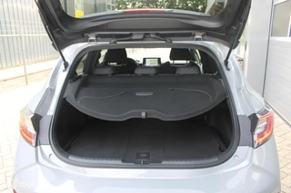 Toyota Corolla Toyota Corolla 2.0 Hybrid Business Plus | Stoel en Stuurverwarming | JBL Sound | Carplay | - afbeelding nr 15