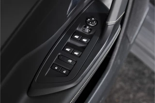 Peugeot 308 Peugeot 308 SW 1.2 PureTech 130 PK GT - Automaat | Dig. Cockpit | Adapt. Cruise | Stoel+-Stuurverw. | PDC | Camera | NAV + App. Connect | ECC | LM 17