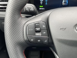 Ford Kuga Ford Kuga 2.5 PHEV ST-Line 243PK TECHPACK! PANODAK! - afbeelding nr 12