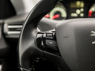 Peugeot 308 Automaat (PANORAMADAK, NAVIGATIE, LED KOPLAMPEN, CLIMATE, SPORTSTOELEN, GETINT GLAS, PARKEERSENSOREN, NIEUWE APK, NIEUWSTAAT) - afbeelding nr 19