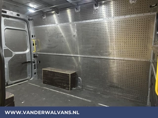 Volkswagen Crafter Cruisecontrol, Chauffeursstoel, Parkeersensoren, Bijrijdersbank - afbeelding nr 13