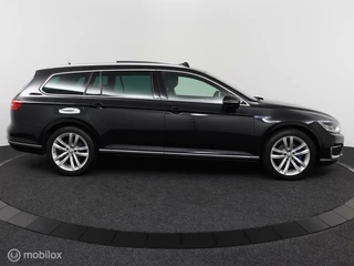 Volkswagen Passat Volkswagen Passat Variant GTE 1.4 TSI 204PK DSG Highline Plug-In Hybrid | MARGE | Vol Opties | 1e Eig | NL Auto | 54dkm | DEALERST - afbeelding nr 29