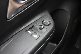 Opel Corsa-e Opel Corsa-e Edition 50 kWh 3 Fase - Carplay, Cruise, Clima, SOH 91% - afbeelding nr 22