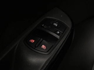 Opel Corsa Opel Corsa 1.0 Turbo Color Edition Sport (APPLE CARPLAY,NAVI,CRUISE,PDC,LED,RED EDITION,SPORTSTOELEN,LM VELGEN,NETTE STAAT) - afbeelding nr 19