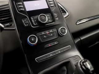Renault Scénic (AIRCO, BLUETOOTH, ELEK PAKKET, SPORTSTOELEN, CRUISE, NIEUWE APK, NIEUWSTAAT) - afbeelding nr 9