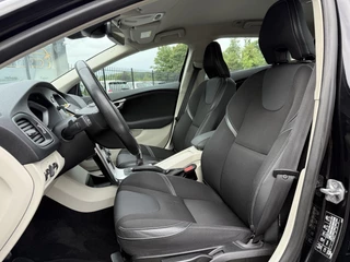Volvo V40 Volvo V40 2.0 D2 Momentum Business 2e Eigenaar,Navi,Clima,Cruise,PDC,Stoelverwar,Dealer Onderhouden,120pk,6-bak,N.A.P,APK tot 02-2026 - afbeelding nr 6