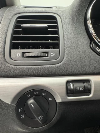 Škoda Yeti Skoda Yeti 1.2 TSi Elegance Automaat-Trekhaak-Navigatie-Panoramadak-Cr.contr-Clima-Camera-Parkeersensoren-Lm17''velgen-Bluetooth - afbeelding nr 28