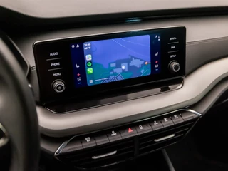 Škoda Octavia Škoda Octavia 1.0 e-TSI Sport Automaat (APPLE CARPLAY, GROOT NAVI, CAMERA, GETINT GLAS, SPORTSTOELEN, STOELVERWARMING, KEYLESS, CRUISE, NIEUWE APK, NIEUWSTAAT) - afbeelding nr 30