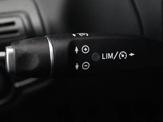 Mercedes-Benz C-Klasse Mercedes-Benz C-klasse 300 CDI Hybrid Lease Edition | Full LED |  Navigatie | Trekhaak | Park Assist | Climate control | Cruise control | Bluetooth - afbeelding nr 13