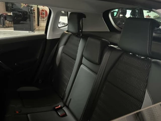 Peugeot 2008 Peugeot 2008 1.2 110 pk Allure | Pano | Clima | Cruise | CarPlay | Stoelverw. | PDC | 16