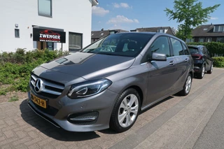 Mercedes-Benz B-Klasse - 532904605-0
