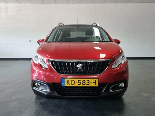 Peugeot 2008 Peugeot 2008 1.2 PureTech Blue Lion / Pano / Trekhaak met afn. kogel - afbeelding nr 2
