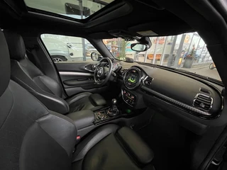 MINI Clubman MINI Clubman Mini 1.5 Cooper Chili Serious Business JWC | Schuifdak | Navigatie - afbeelding nr 9