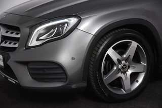 Mercedes-Benz GLA Mercedes-Benz GLA 180 AMG Line *Navigatie*Camera*2x AMG* - afbeelding nr 10