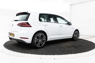 Volkswagen Golf Adaptive, Apple carplay, Climate, - afbeelding nr 3