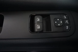 Mercedes-Benz Sprinter Mercedes-Benz Sprinter 211 CDI L2H2 Aut-9 FWD Airco Cruise Control Navi MBUX Camera PDC VA - afbeelding nr 3