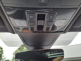 Volkswagen Tiguan Volkswagen Tiguan 2.0 TSI 4Motion Highline R-line | LED | Pano | Trekhaak | Leder | Elek. klep | Virtual | LMV 20