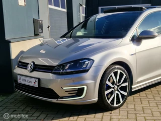 Volkswagen Golf Volkswagen Golf 1.4 TSI GTE / NIEUWE ACCU PAKKET / PANO / LEDER / NETTE AUTO / - afbeelding nr 10