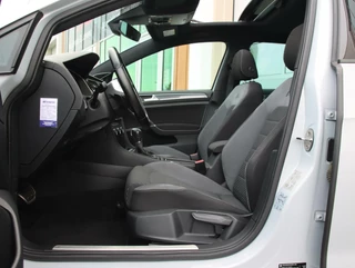 Volkswagen Golf Volkswagen Golf 1.4 TSI 150PK Highline 3x R-line Panoramadak - afbeelding nr 4