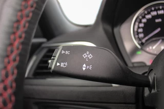 BMW 2 Serie ➡️ BMW 2-serie Cabrio 218i F23 Executive | 2e eigenaar | Origineel | Sportstoelen | Stoelverwarming | DAB | Harman-kardon | Stuurverwarming | PDC | Cruise control | Climate control | - afbeelding nr 35