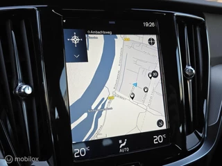 Volvo V60 VOLVO V60 2.0 T5 250PK R-DESIGN CAMERA LEER TREKHAAK CARPLAY - afbeelding nr 14