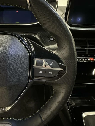Peugeot 208 Peugeot 208 1.2 PureTech GT-LinePano|Camera|Navi|Carplay|Half Leer| - afbeelding nr 19
