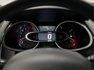 Renault Clio (NAVIGATIE, TREKHAAK, PARKEERSENSOREN, SPORTSTOELEN, GETINT GLAS, LM VELGEN, BASS REFLEX, CRUISE, NIEUWE APK, NIEUWSTAAT) - afbeelding nr 21