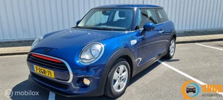 MINI Cooper Mini 1.5 Cooper Business 3drs/136pk/navigatie/clima/etc - afbeelding nr 1