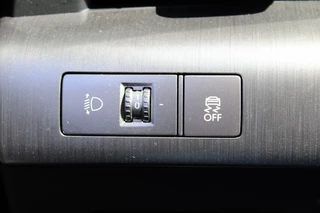 Hyundai Kona Hyundai Kona Electric Comfort-Smart 65.4 kWh|Navi|Camera|PDC|BSW|Winter|Rijklaa - afbeelding nr 22