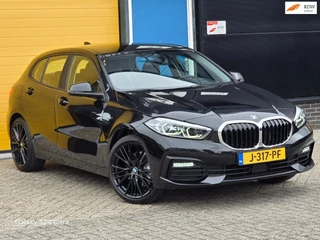 BMW 1 Serie 118i High Executive Edition / Aut / NAP / Dig Cockpit / Navi / Leder / Cruise Control / Led / Pdc / Nette Staat