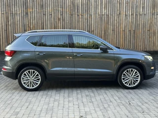 SEAT Ateca Seat Ateca 1.0 EcoTSI Limited Edition Volleer | Stoelverwarming | Apple CarPlay | Navigatiesysteem | Elektrisch bedienbare achterklep | Lichtmetalen velgen | Draadloze telefoonlader | Lane assist & Blind Spot detectie | Parkeersensoren voor en achter - afbeelding nr 32