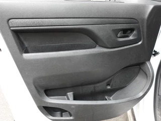 Opel Vivaro Opel Vivaro 1.5 102pk L2 Navigatie Parkeersensoren Airco Cruise Control - afbeelding nr 11