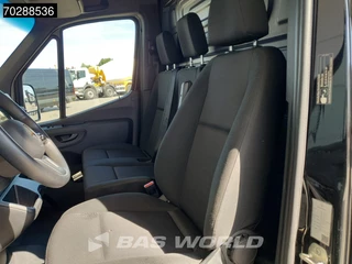 Mercedes-Benz Sprinter Mercedes Sprinter 317 CDI Automaat L2H2 3500KG Trekhaak Airco Camera MBUX CarPlay Euro6 L2 12m3 Airco Trekhaak - afbeelding nr 11