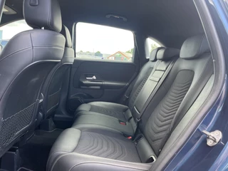 Mercedes-Benz B-Klasse Mercedes B-klasse 180 BNS TREKHAAK+LED+SPORTSTOEL+CARPLAY - afbeelding nr 17