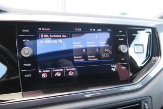 Volkswagen Polo Pano dak,Led, Adaptive cruise , Navigatie via Carplay, Buitenspiegels inklapbaar, etc. prijs rijklaar. - afbeelding nr 38
