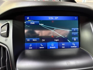 Ford Focus Ford FOCUS 2.0 ST schuifdak xenon navi camera clima uitlaatklep 19