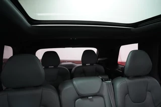 Volvo XC90 Volvo XC90 2.0 T8 Recharge AWD R-Design 7Pers|Pano|Memory|Trekhaak - afbeelding nr 55