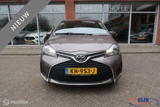 Toyota Yaris Toyota Yaris 1.3 VVT-i Aspiration Bi-Tone Airco Cruise cont - afbeelding nr 2