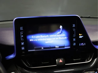 Toyota C-HR [CRUISE CONTROL, CAMERA, BLUETOOTH VERBINDING, STOELVERWARMING, JBL AUDIOINSTALLATIE, MULTIFUNCTIONEEL STUURWIEL, NIEUWSTAAT] - afbeelding nr 13