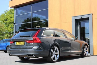 Volvo V90 Volvo V90 2.0 T4 Inscription 210pk | Lederen dashboard | Trekhaak - afbeelding nr 11