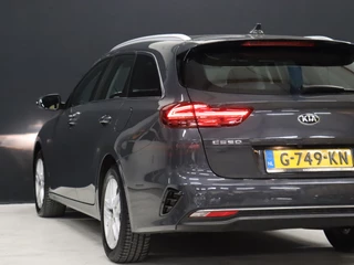 Kia Ceed Sportswagon Kia Ceed Sportswagon 1.4 T-GDi DynamicLine [APPLE CARPLAY, ANDROID, CAMERA, NAVIGATIE, CRUISE CONTROL, CLIMATE CONTROL, NIEUWSTAAT] - afbeelding nr 18